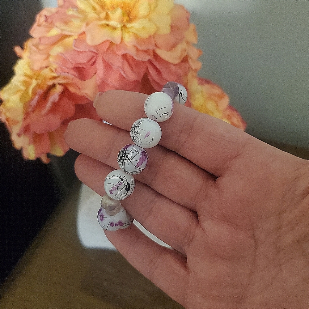 Beaded bracelet